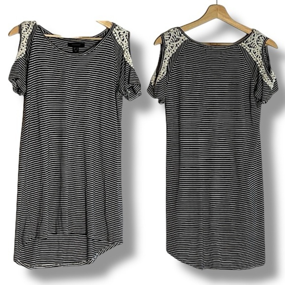 Atmosphere Striped Lace Cold-Shoulder Oversized Tunic Top